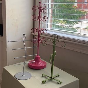Jewelry stand holder